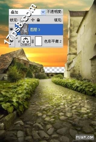 PS合成在夕阳小道上奔跑的女子